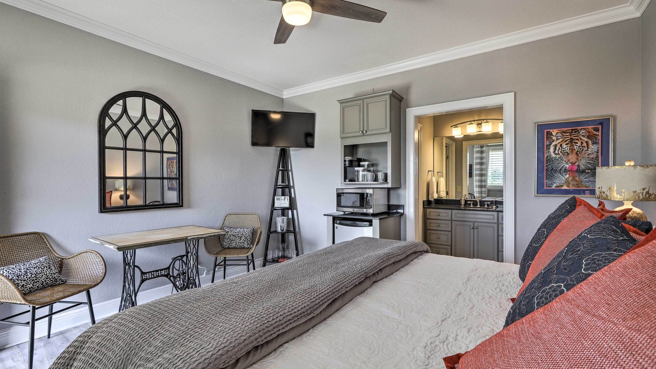 Photo of Others in Auburn