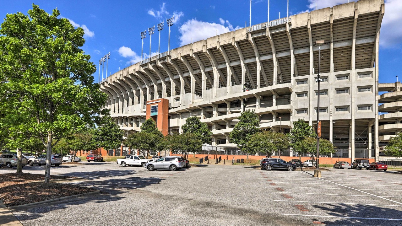 Photo of Others in Auburn