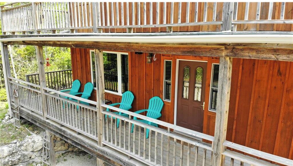 Photo of Patio Balcony in Colpoys Bay