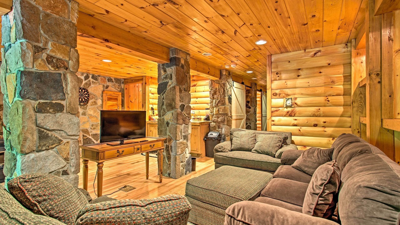Photo of Livingroom in Long Pond