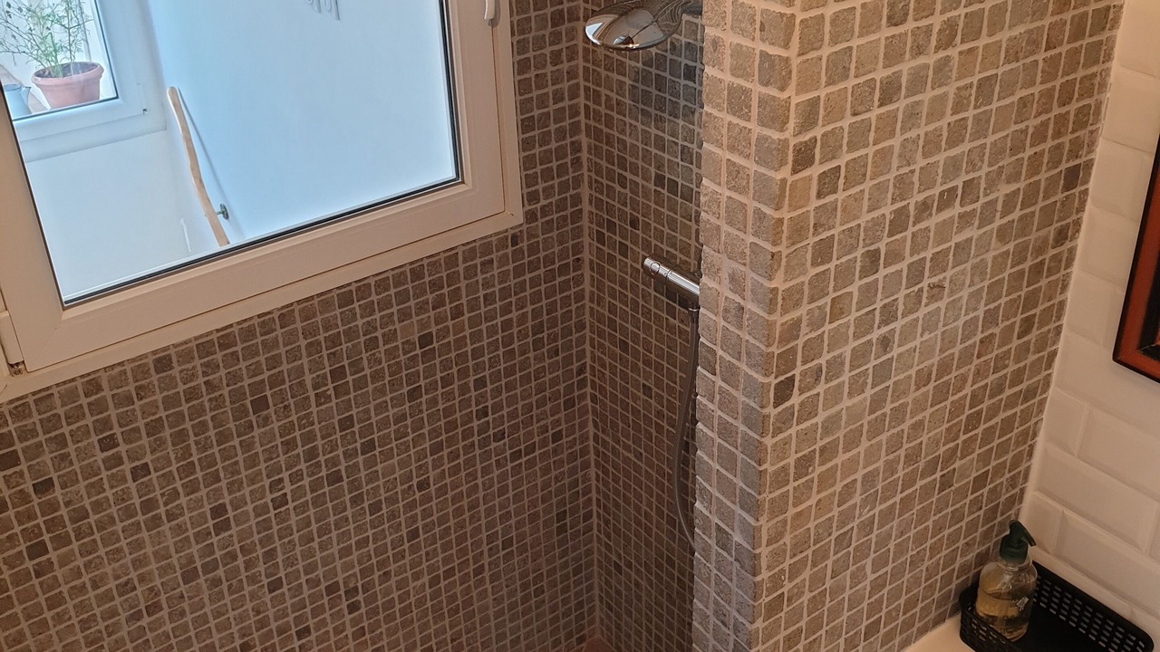 Photo of Bathroom in Servies-en-Val