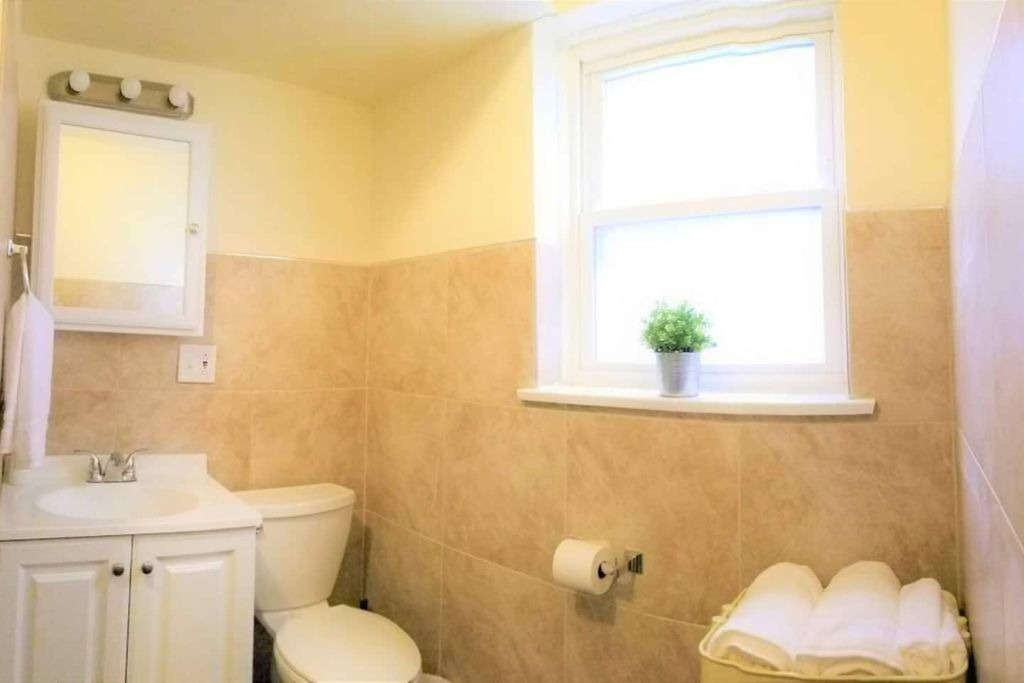 Photo of Bathroom in Chinatown