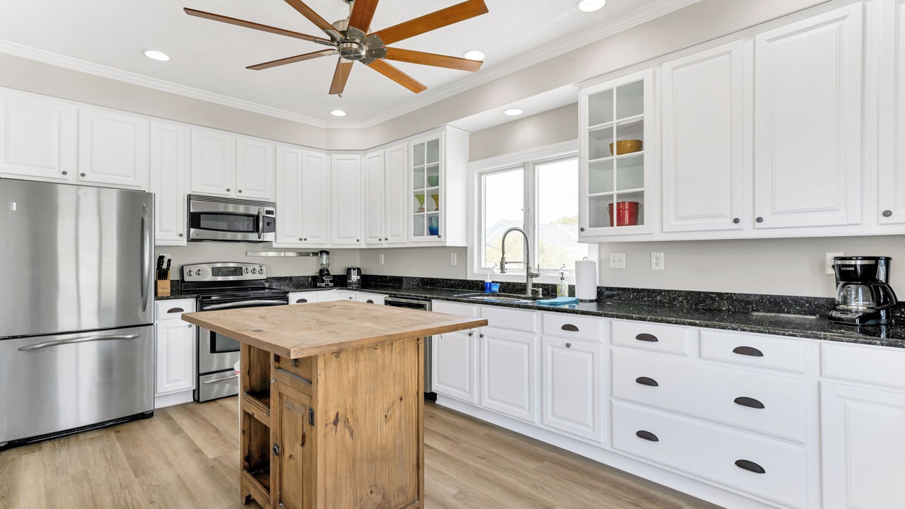 Photo of Kitchen in Chic's Beach