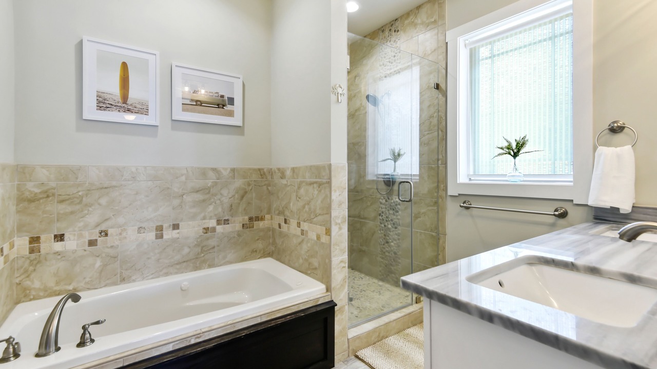 Photo of Bathroom in Long Beach