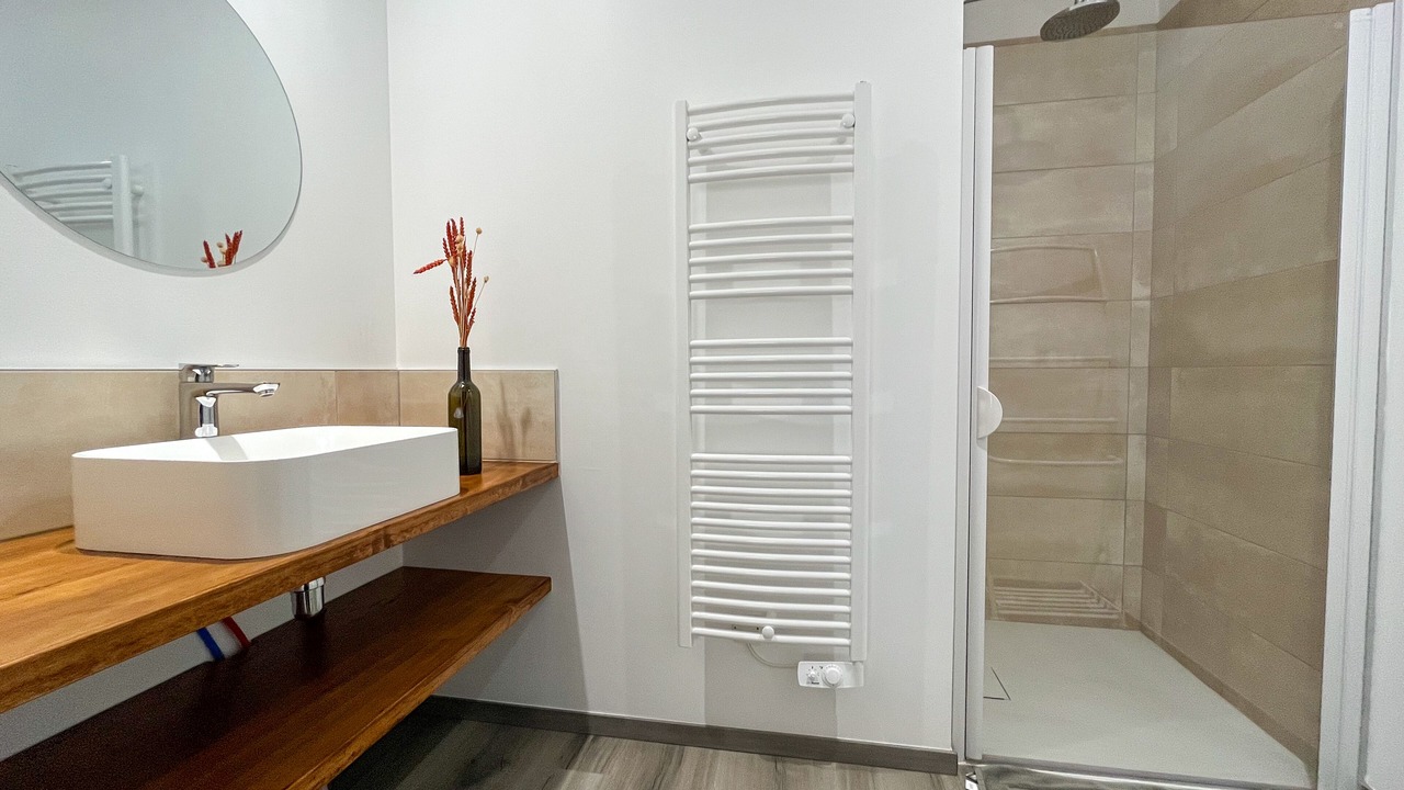 Photo of Bathroom in Saint-Sauvy