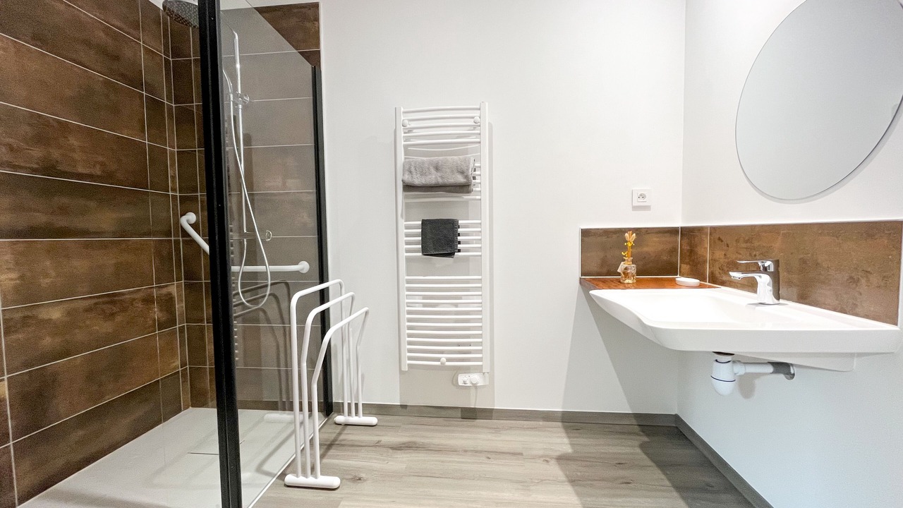 Photo of Bathroom in Saint-Sauvy