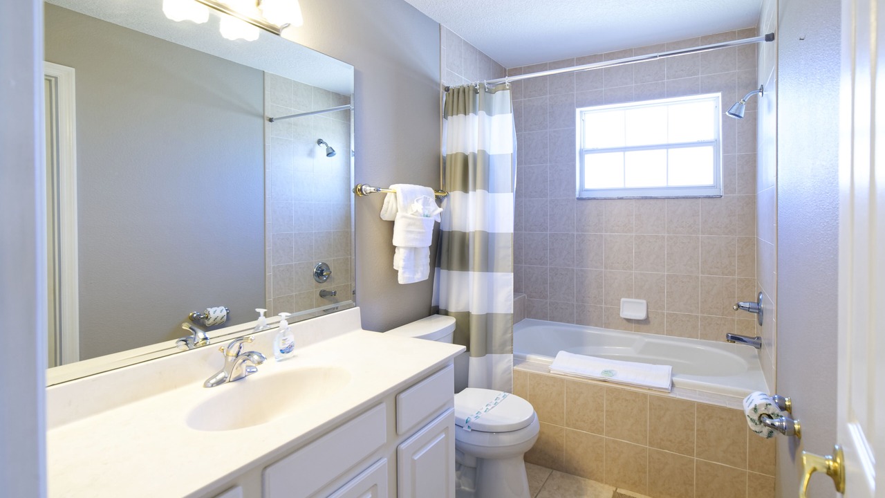 Photo of Bathroom in Hillcrest Estates