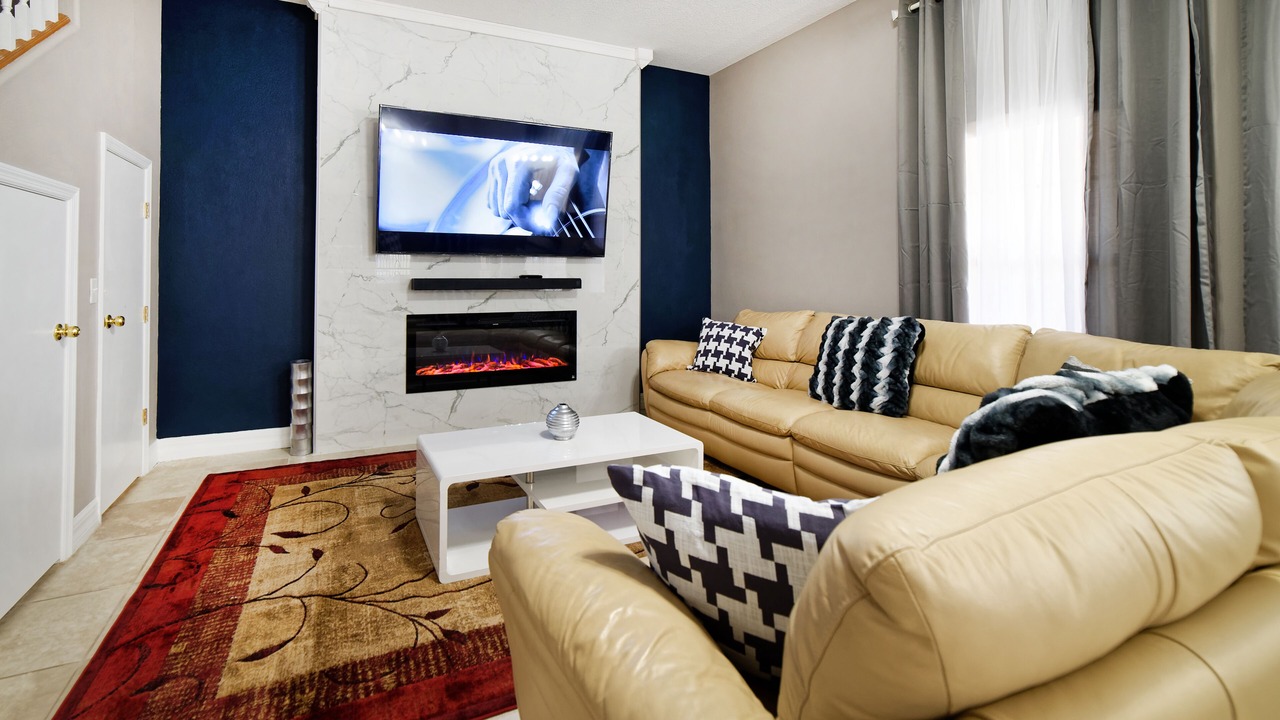 Photo of Livingroom in Hillcrest Estates