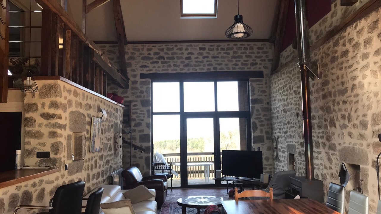 Photo of Livingroom in Lormes