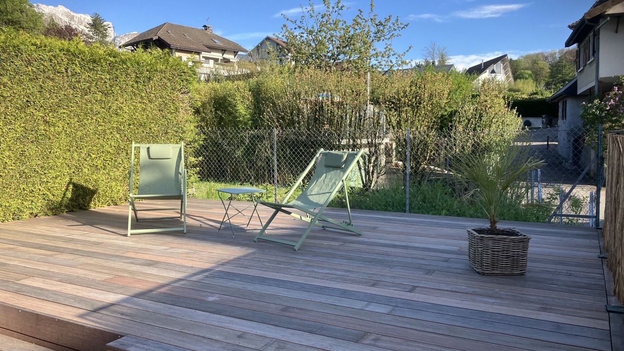 Photo of Outdoor in Menthon-Saint-Bernard