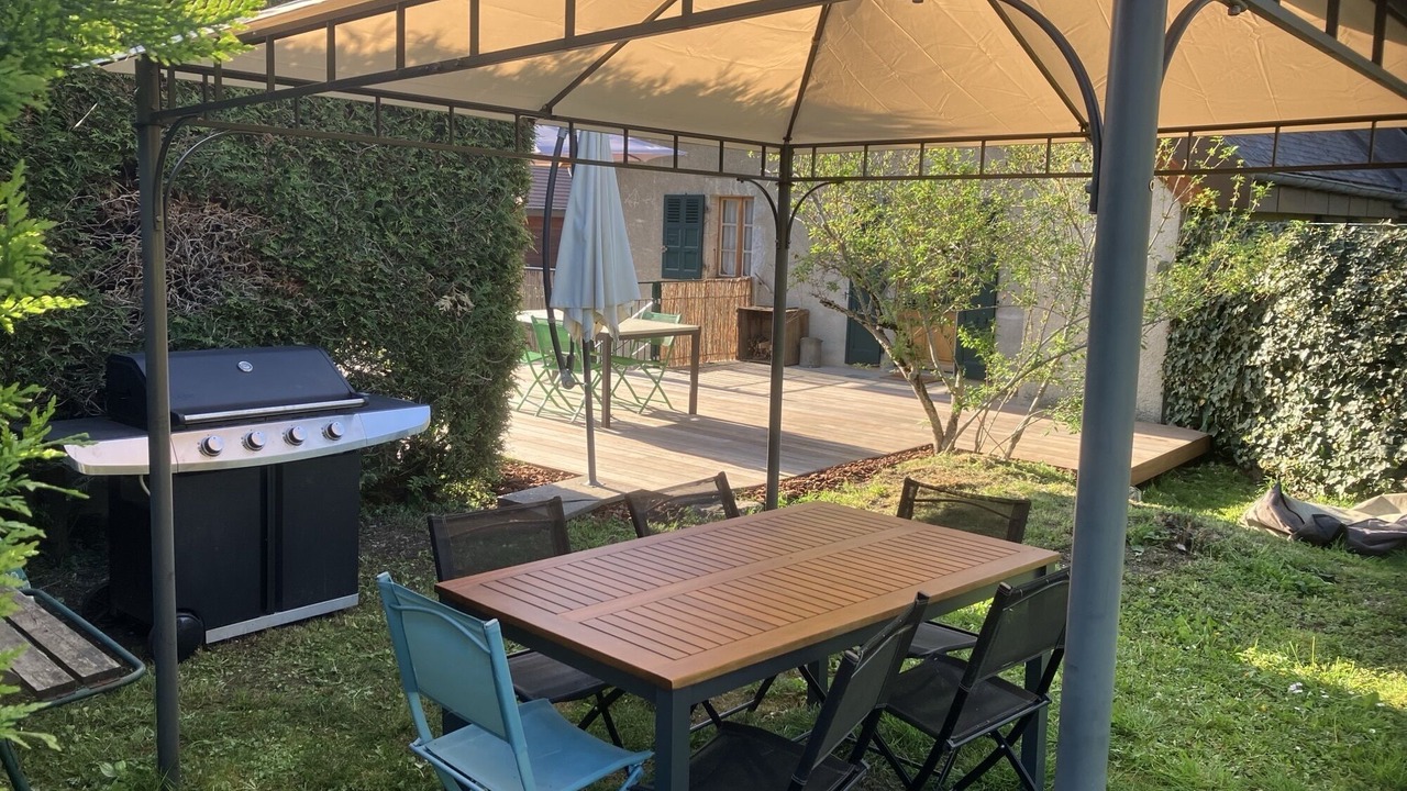 Photo of Outdoor in Menthon-Saint-Bernard