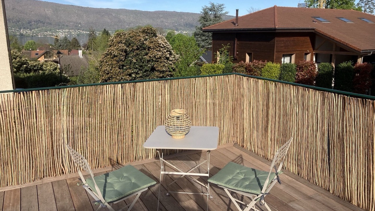 Photo of Outdoor in Menthon-Saint-Bernard