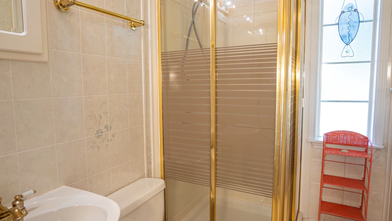 Photo of Bathroom in Cedar Lane