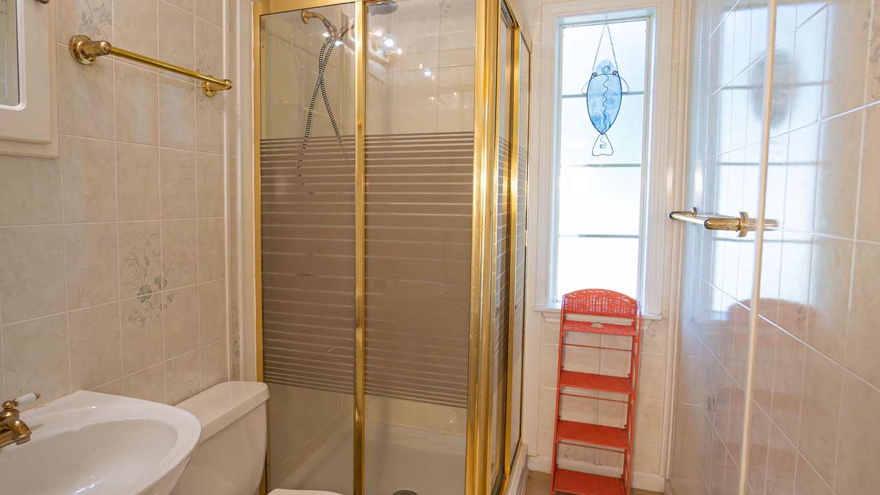 Photo of Bathroom in Cedar Lane