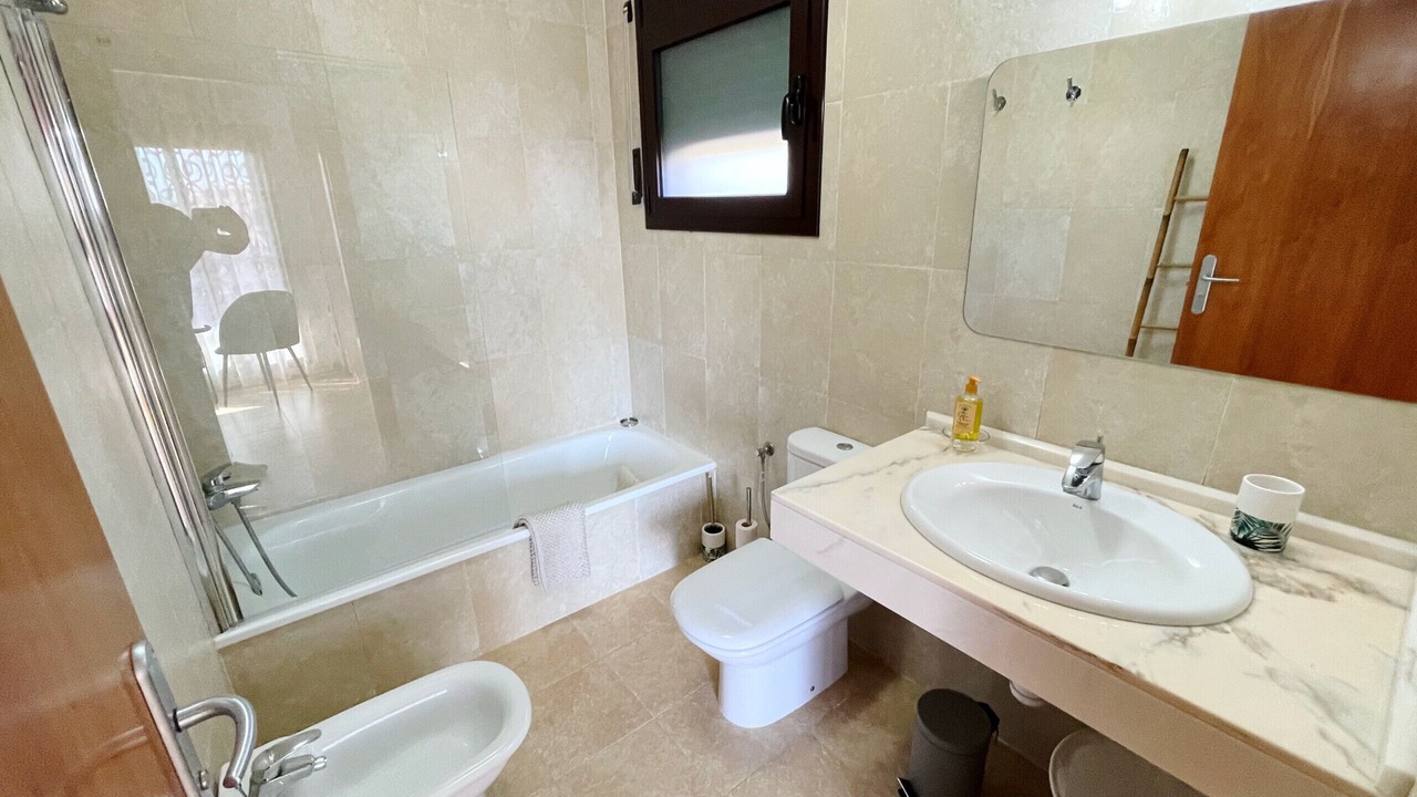 Photo of Bathroom in L'Ampolla