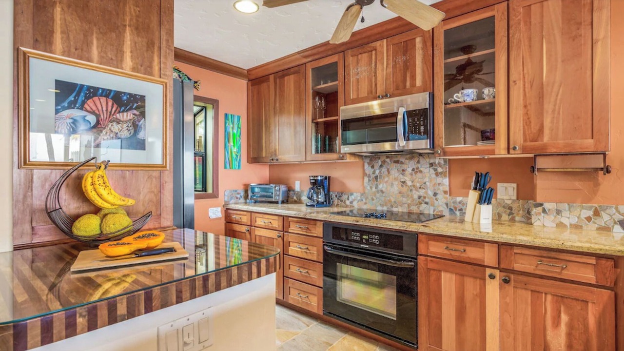 Photo of Kitchen in Downtown Lahaina