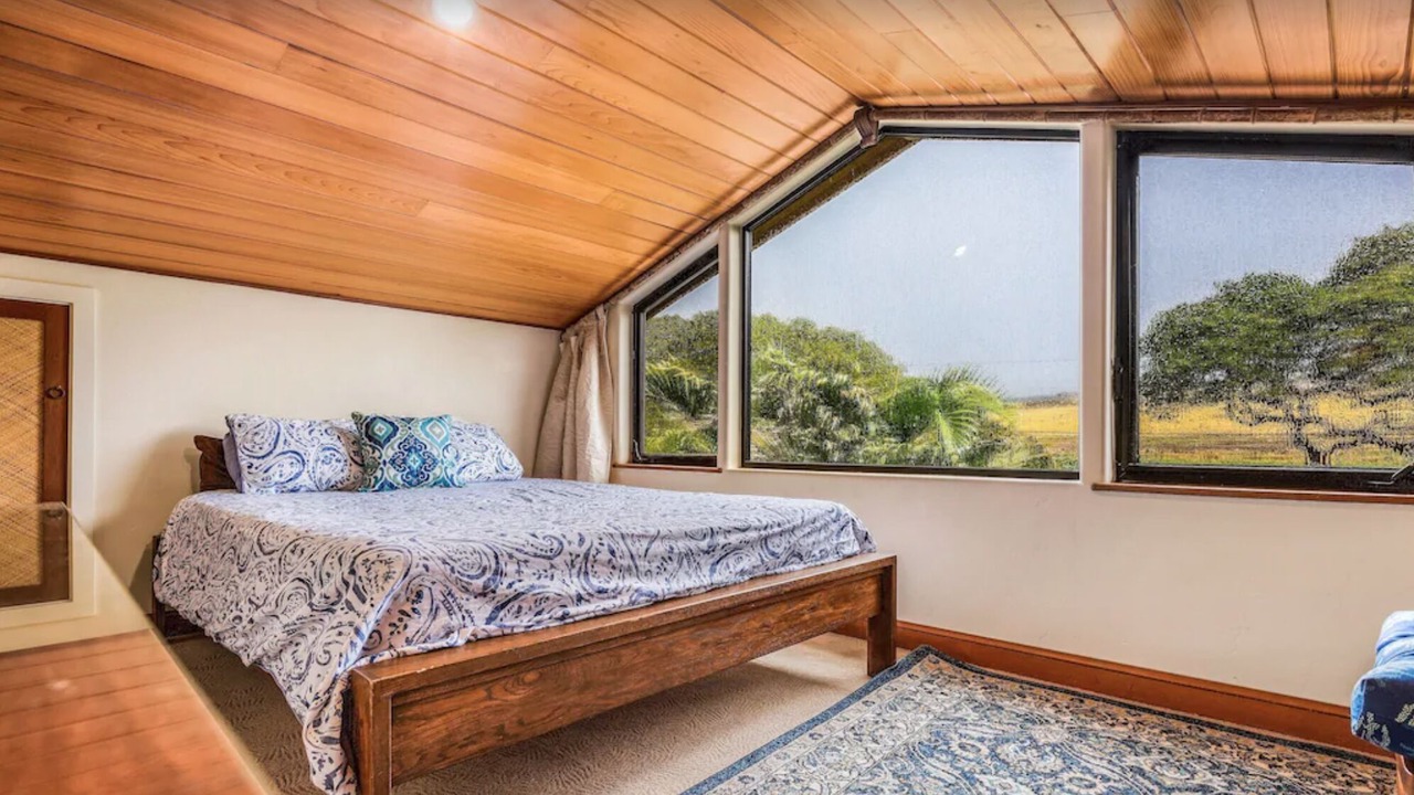 Photo of Bedroom in Downtown Lahaina