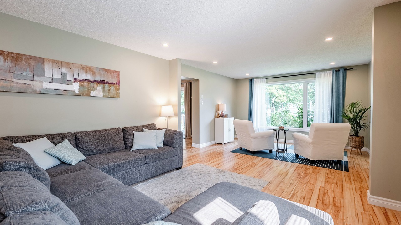 Photo of Livingroom in South Glengarry