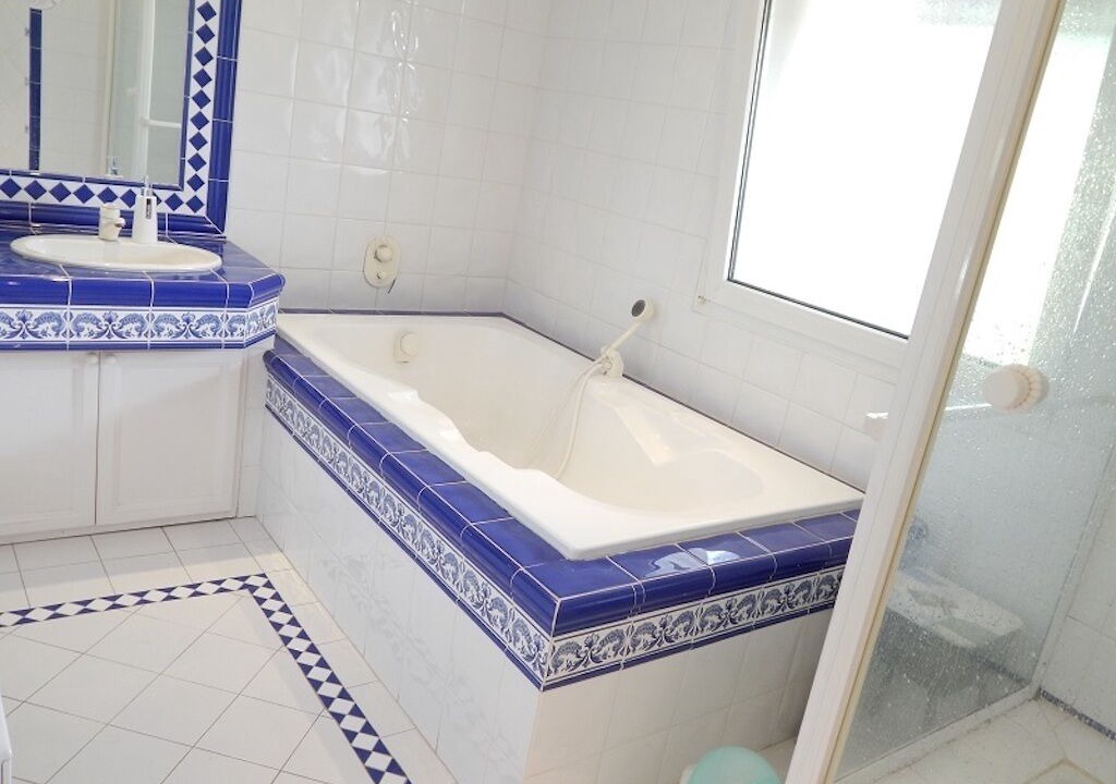 Photo of Bathroom in Castelnau-le-Lez