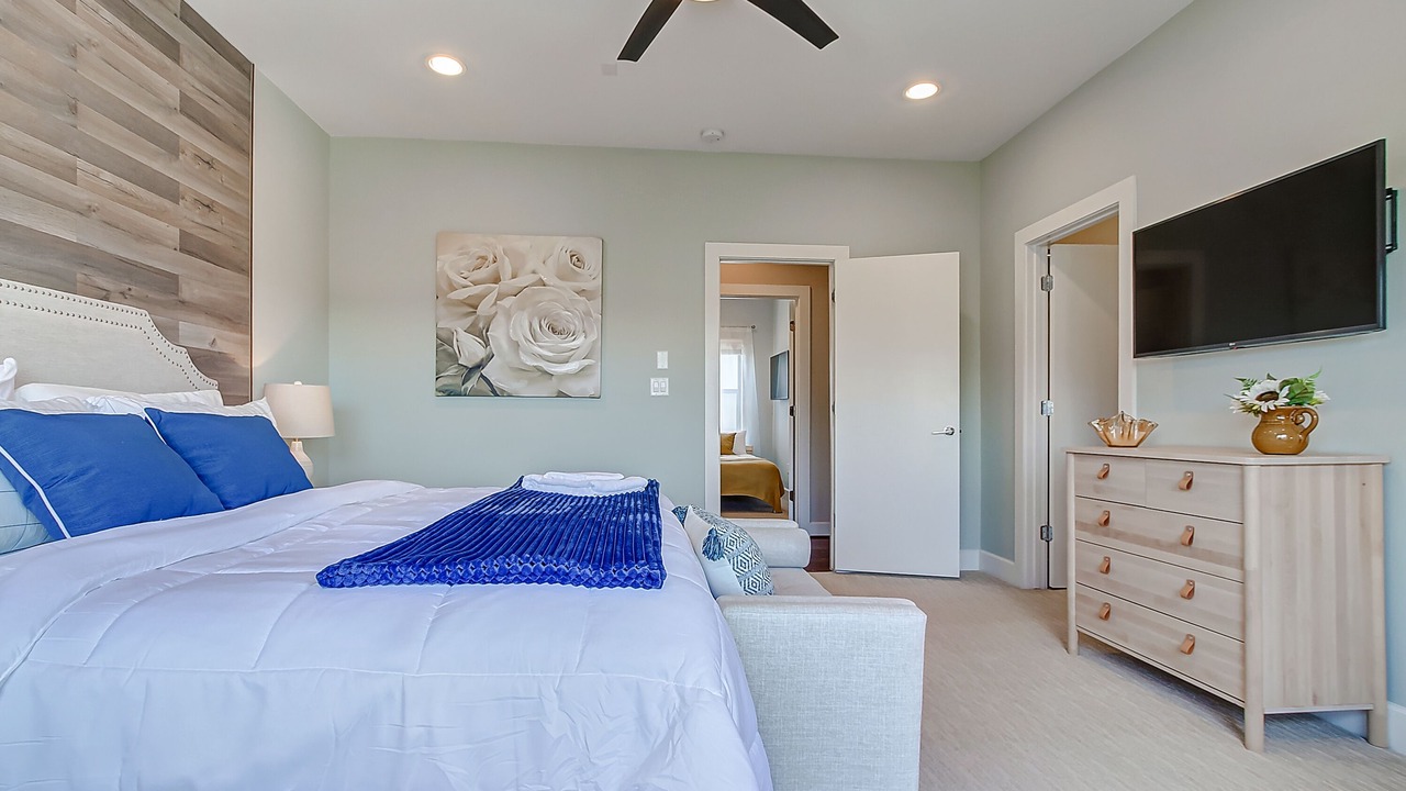 Photo of Bedroom in Northside