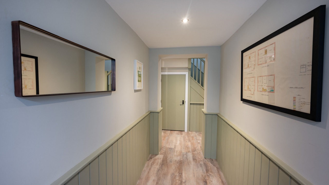 Photo of Others in Holt