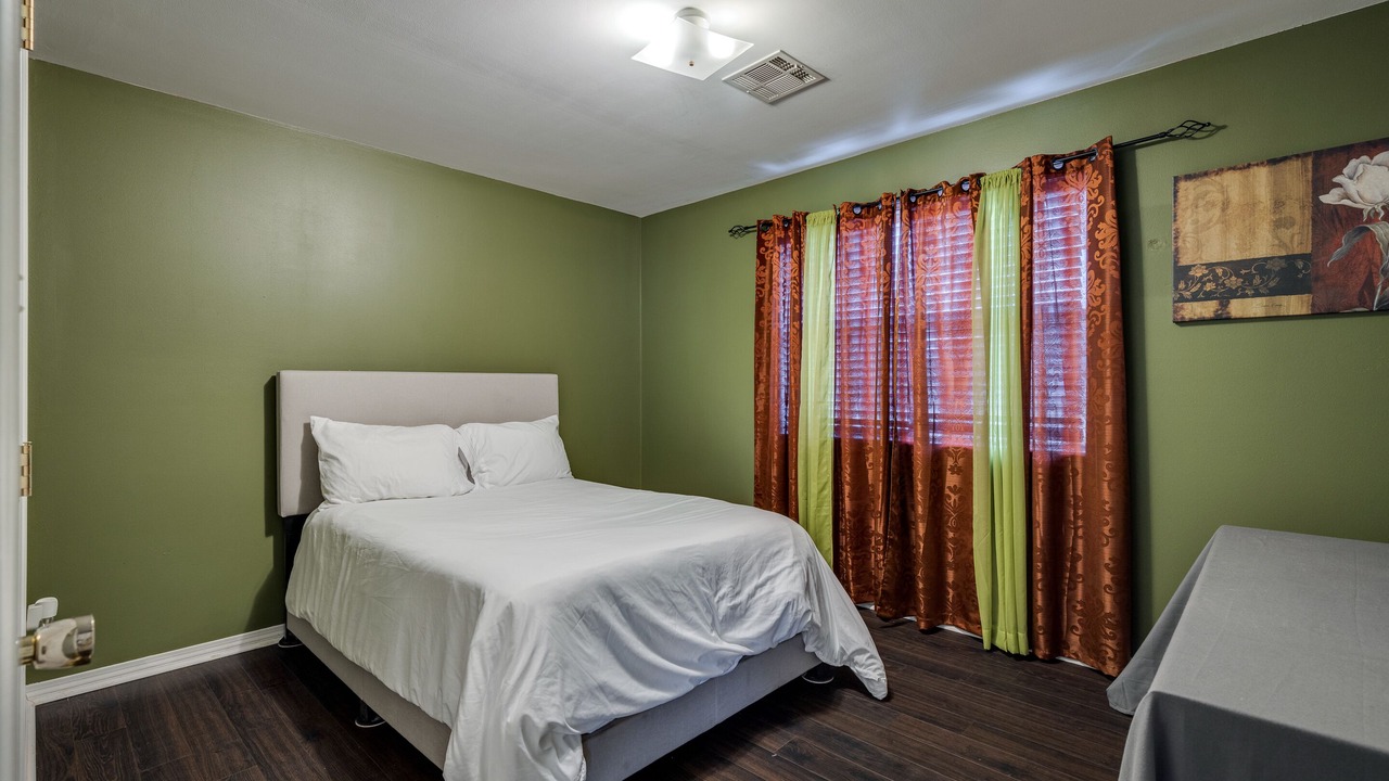 Photo of Bedroom in Monroe