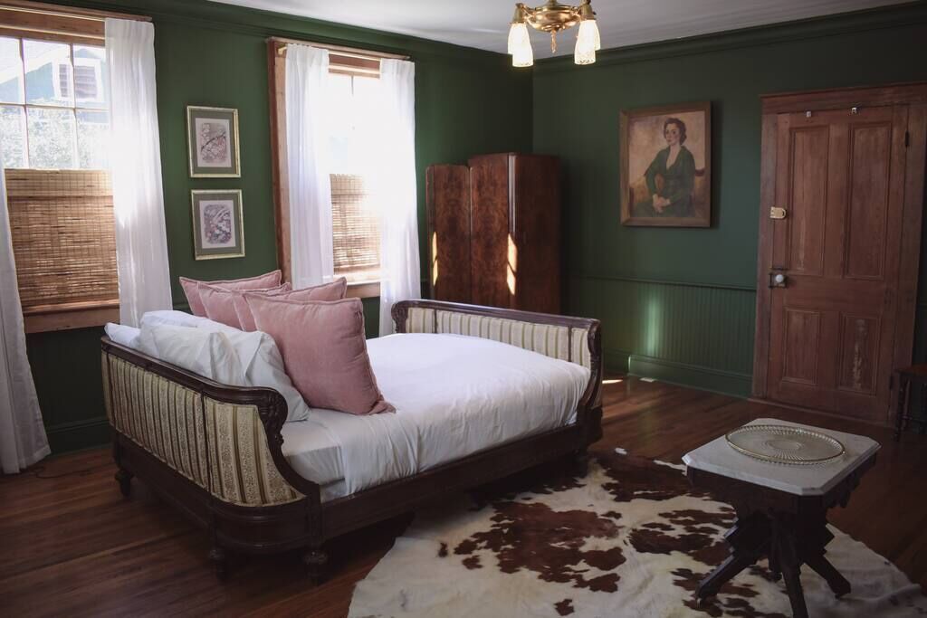 Photo of Bedroom in Broussard