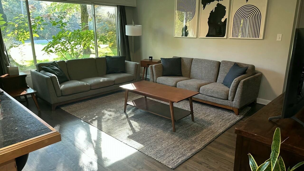 Photo of Livingroom in Shorewood-Tower Hills-Harbert