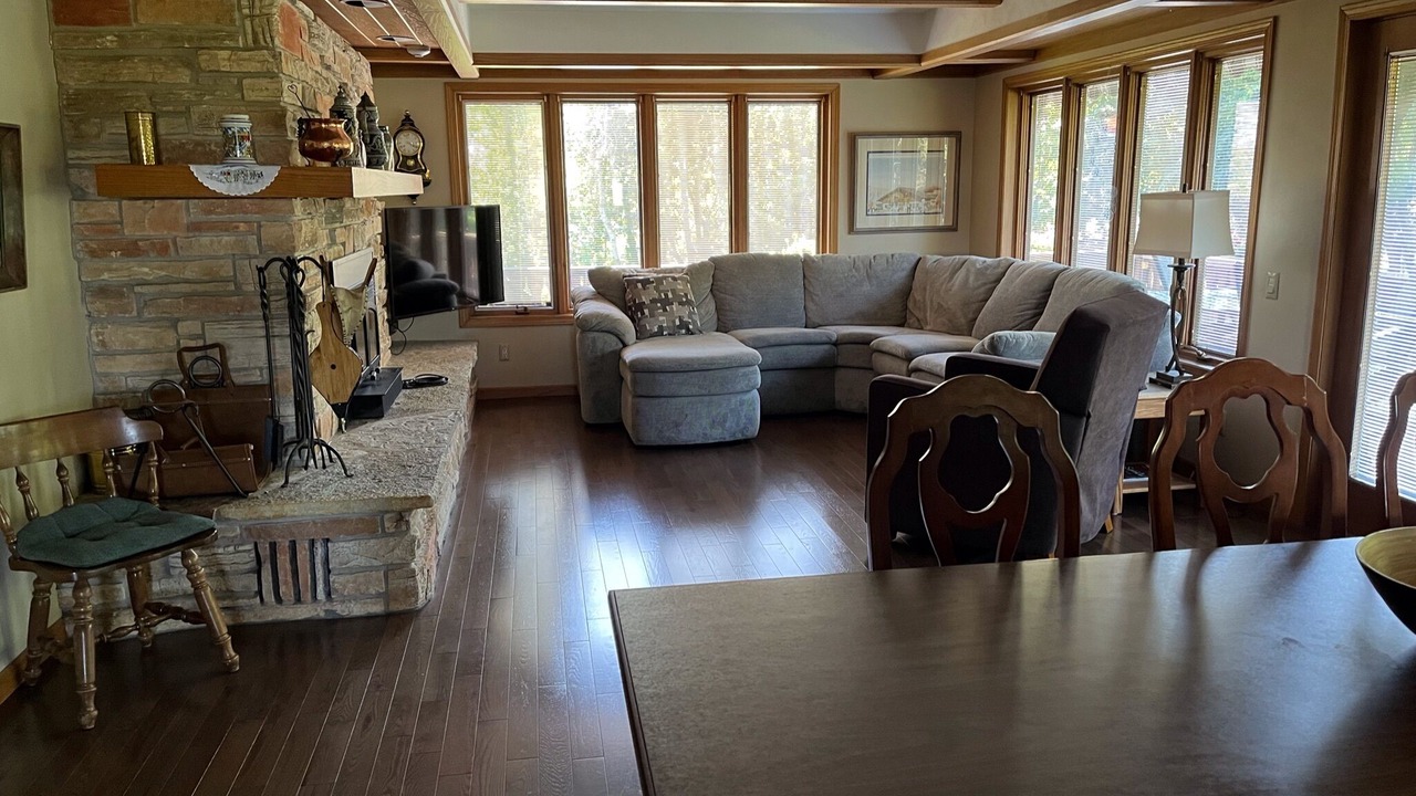 Photo of Livingroom in New Glarus