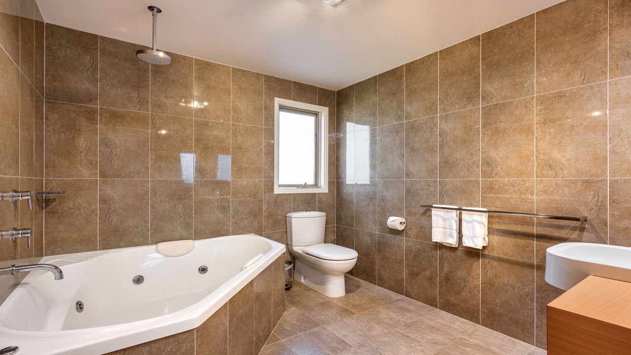 Photo of Bathroom in Dinner Plain