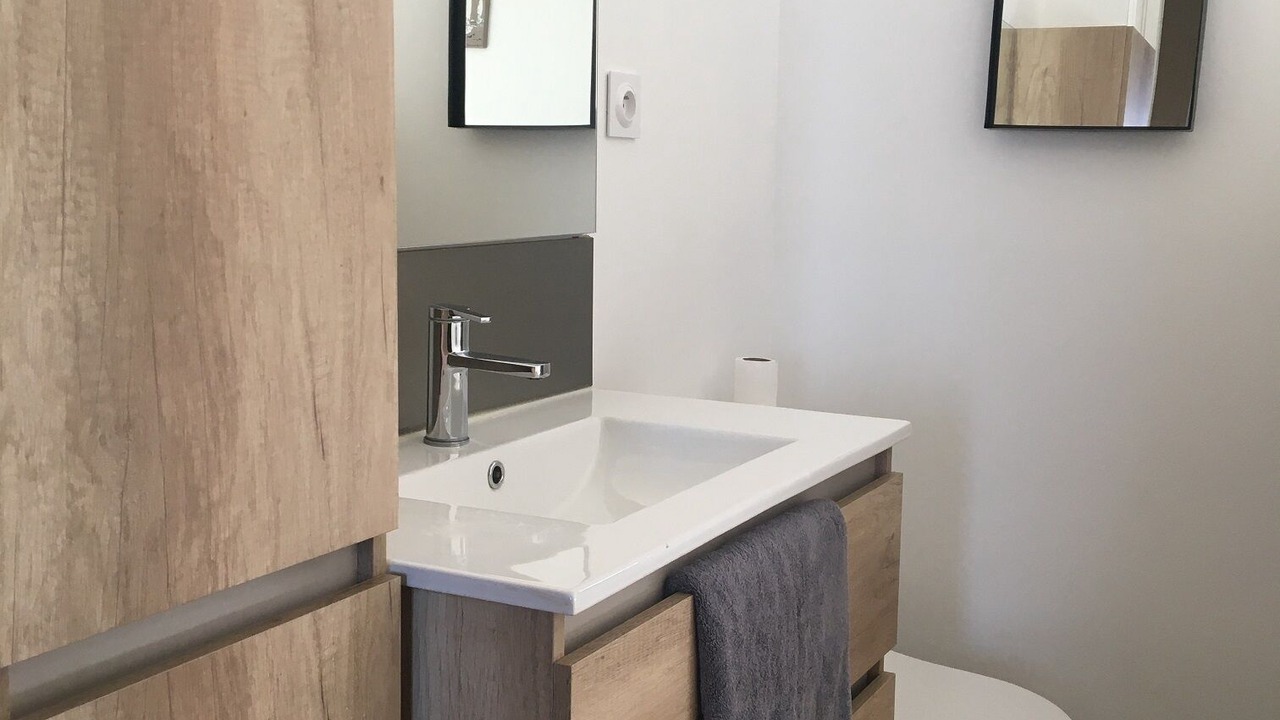 Photo of Bathroom in Saint-Regnobert-de-la-Cote-de-Nacre