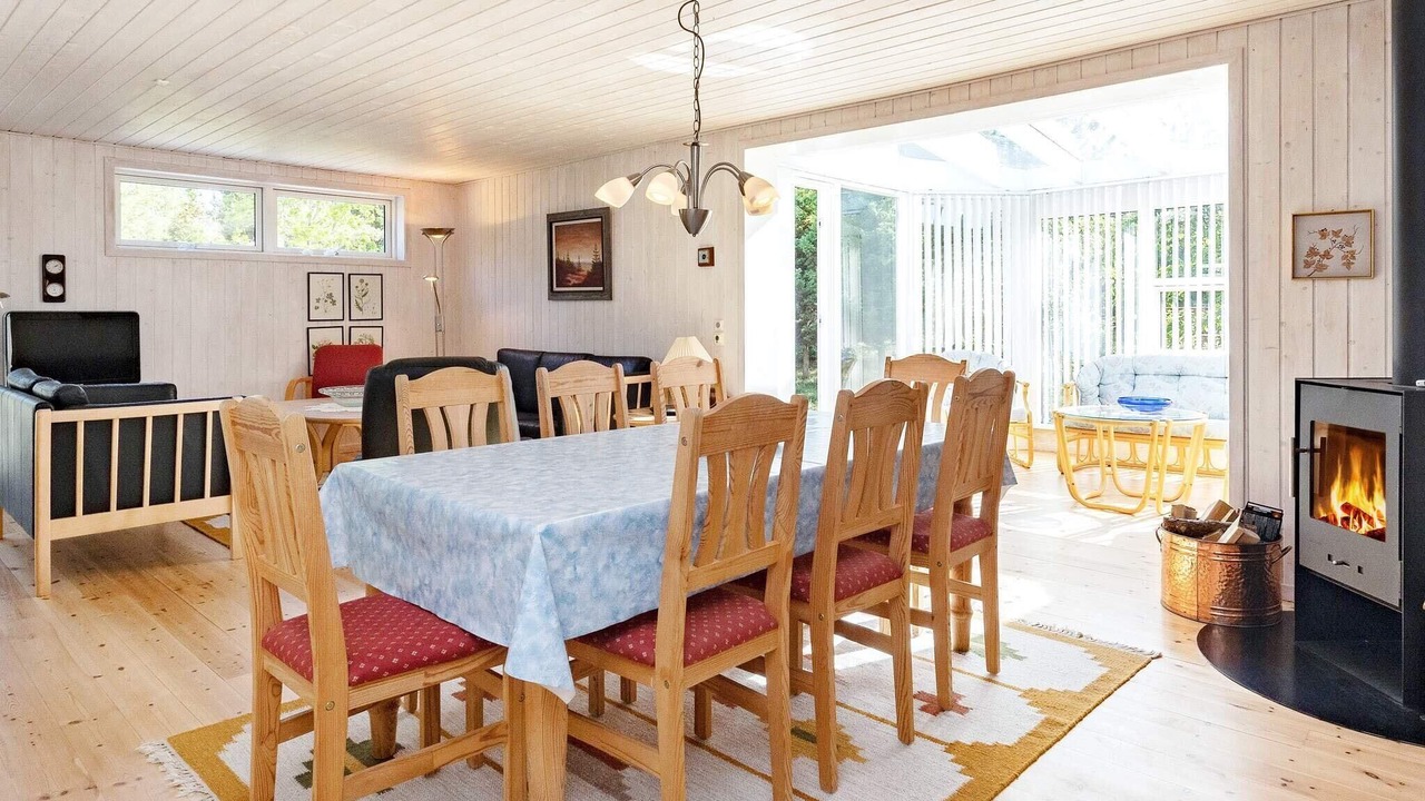 Photo of Others in Hojslev