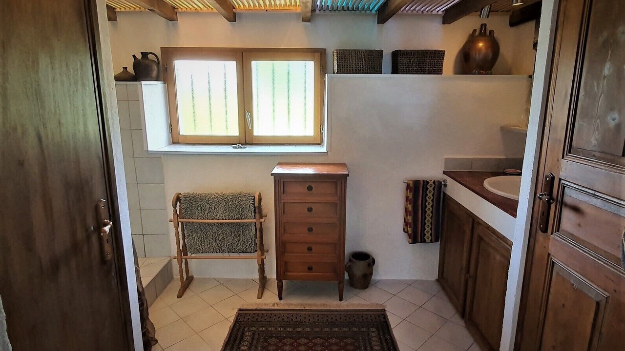 Photo of Bathroom in Piegros-la-Clastre