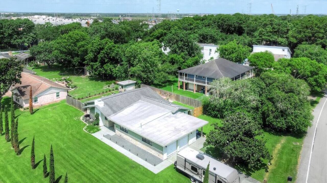 Photo of Outdoor in Clear Lake Shores