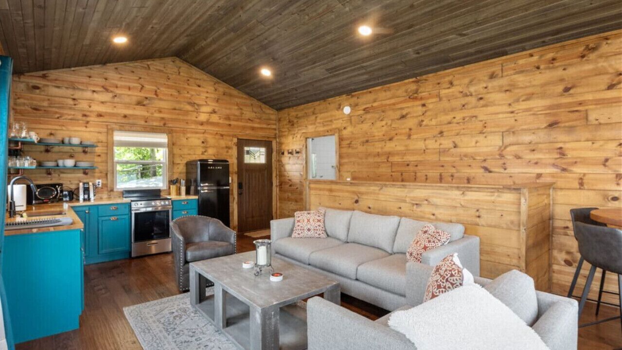 Photo of Livingroom in Gravois Mills