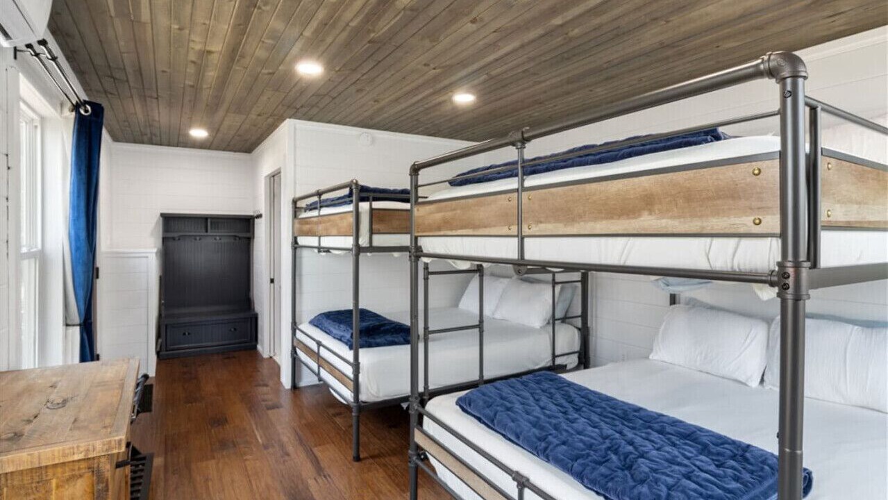 Photo of Bedroom in Gravois Mills