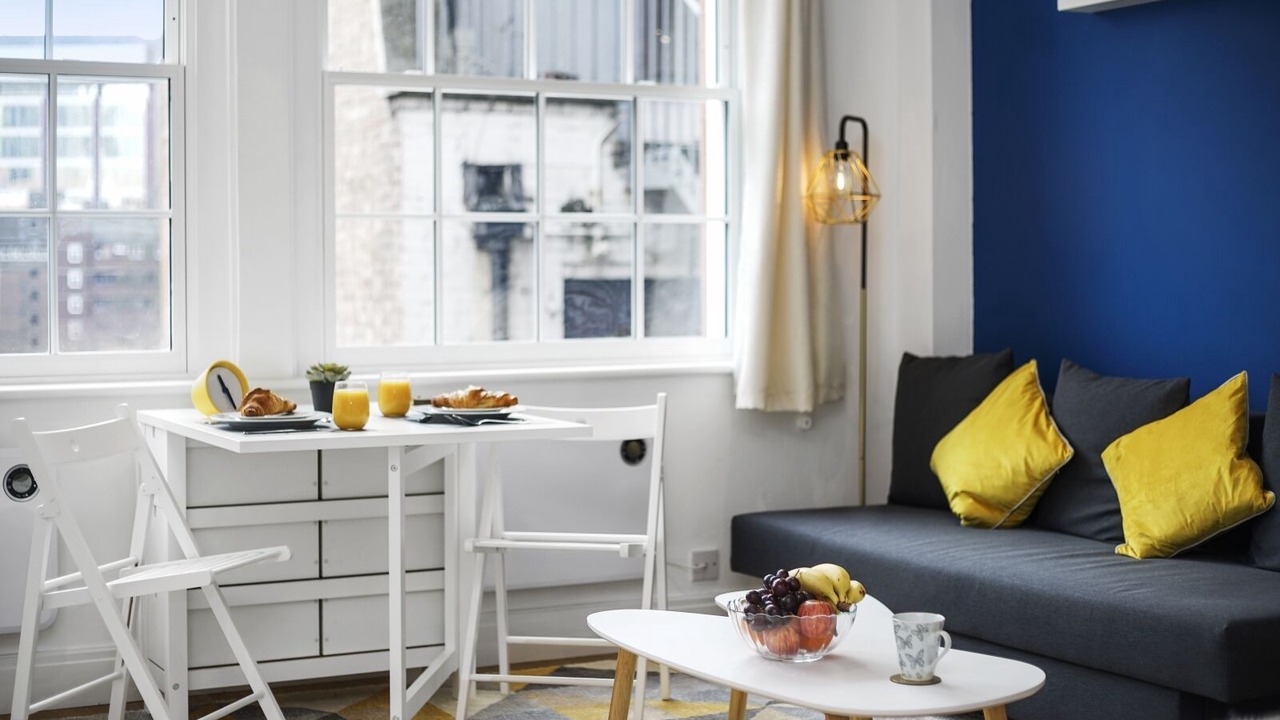 Photo of Livingroom in Tower Hill