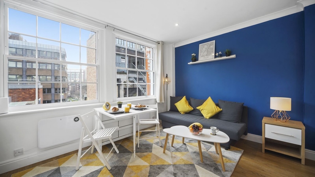 Photo of Livingroom in Tower Hill