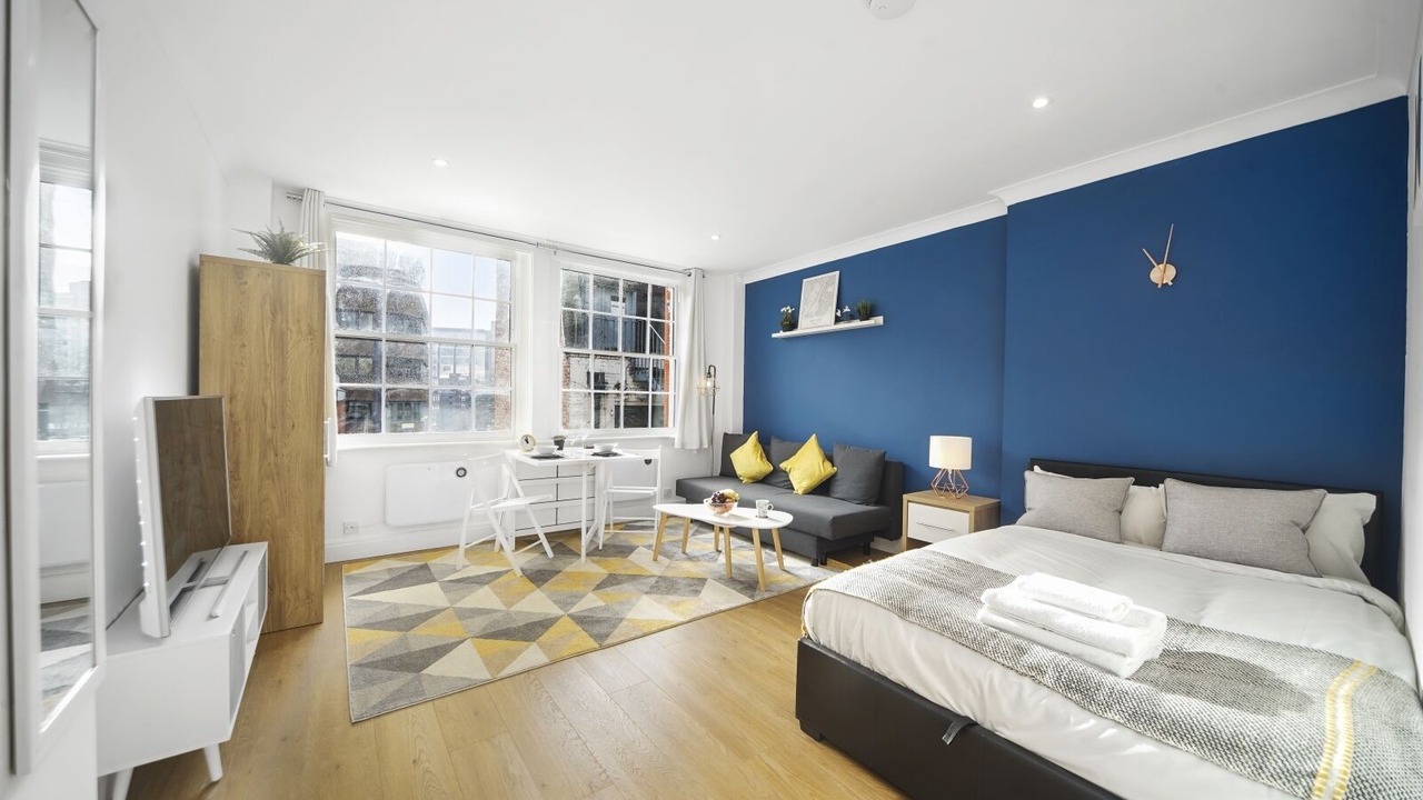 Photo of Bedroom in Tower Hill