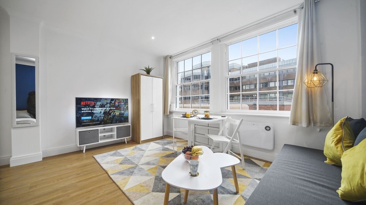 Photo of Livingroom in Tower Hill