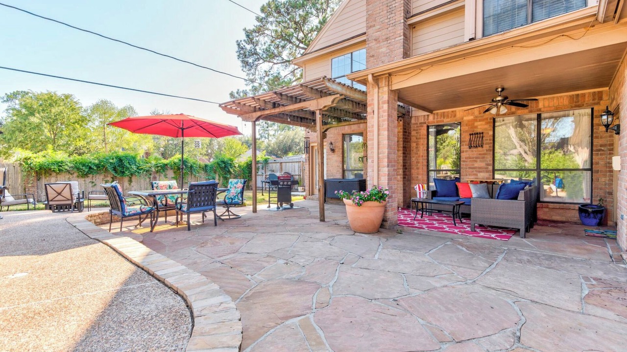 Photo of Outdoor in Memorial Northwest