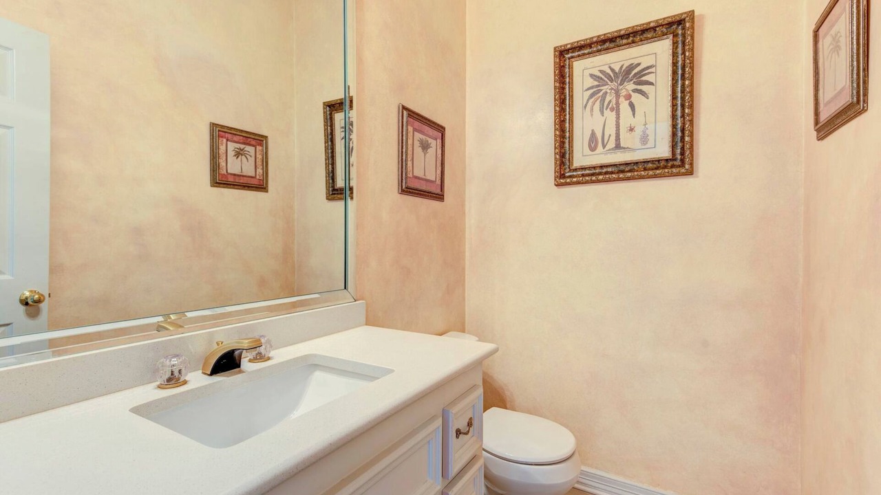 Photo of Bathroom in Memorial Northwest