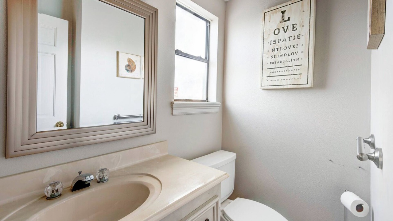Photo of Bathroom in Memorial Northwest