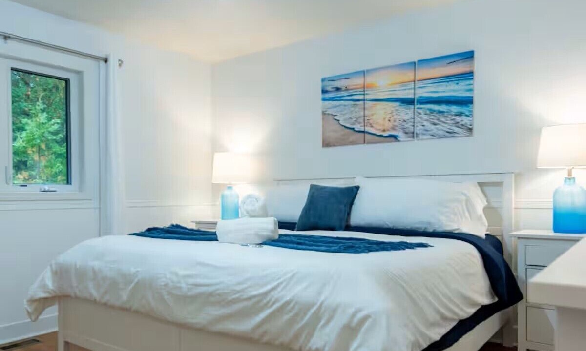 Photo of Bedroom in Tobermory