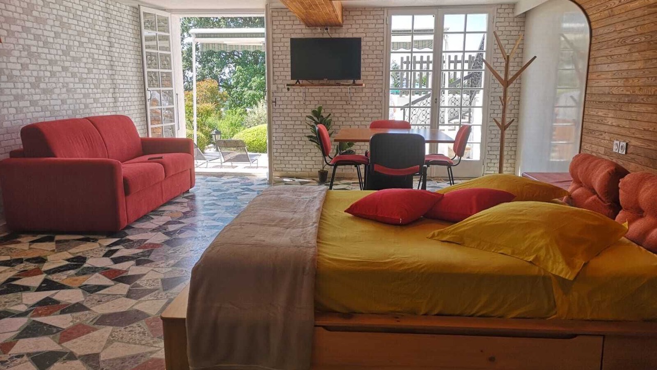 Photo of Others in Chateauneuf-de-Galaure