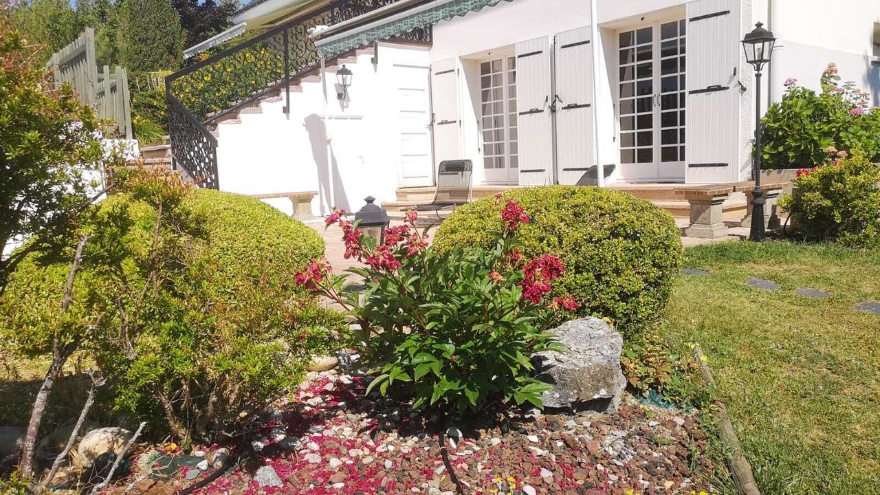 Photo of Outdoor in Chateauneuf-de-Galaure