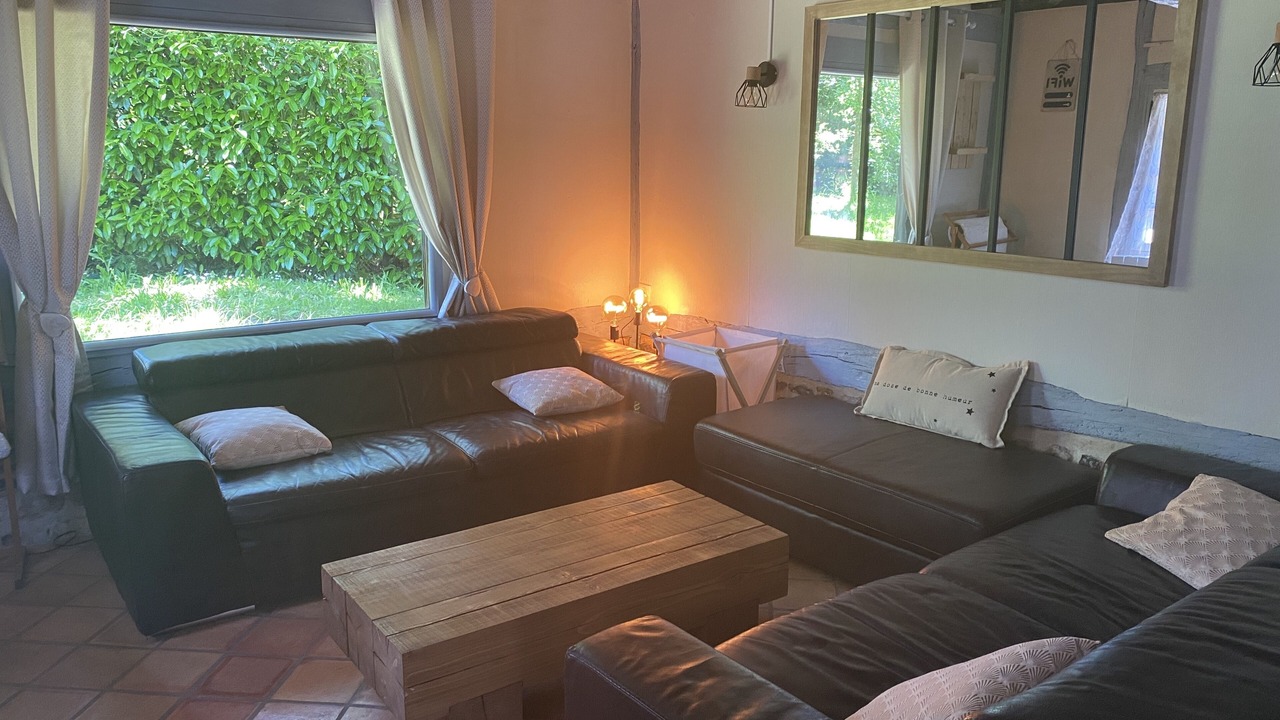 Photo of Livingroom in Saint-Georges-du-Vievre