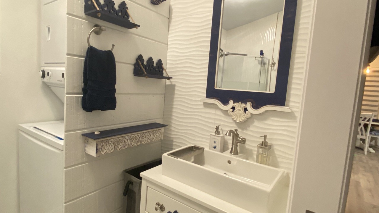 Photo of Bathroom in Surfside Beach
