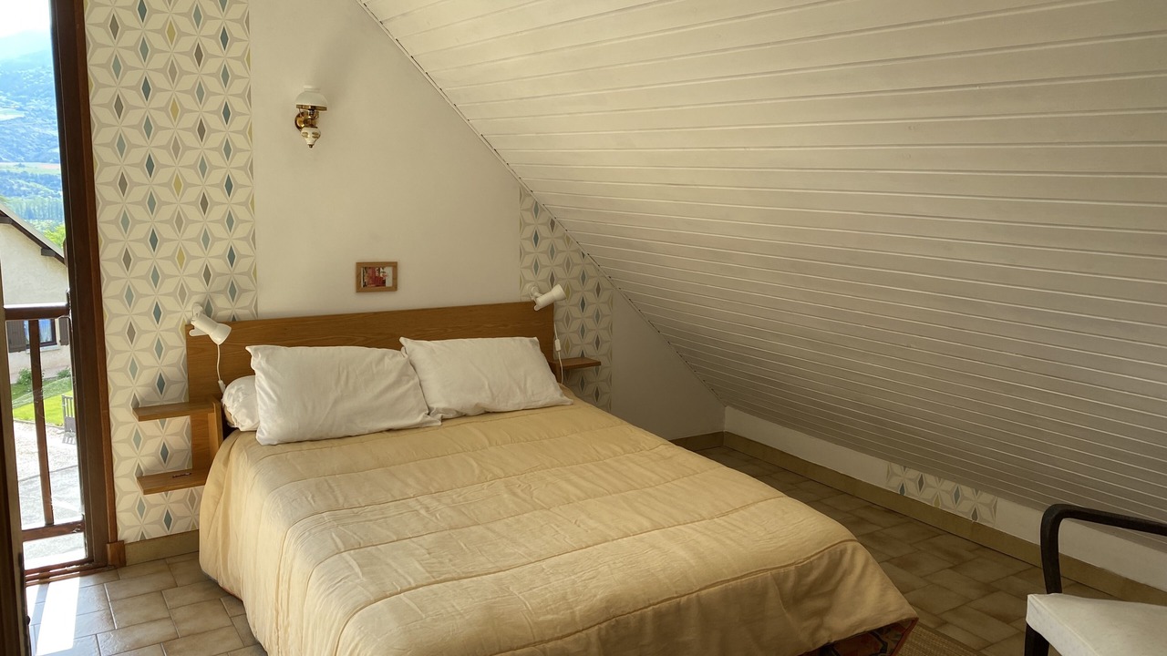 Photo of Bedroom in Embrun