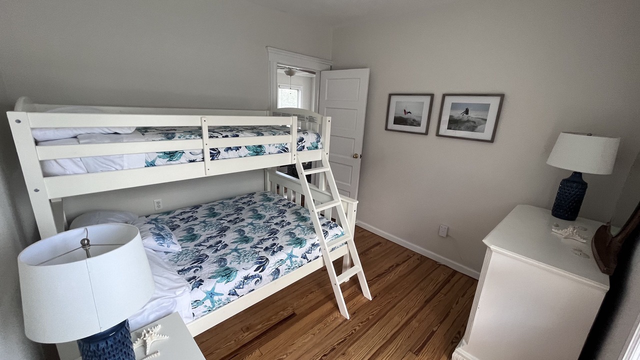 Photo of Bedroom in Wall